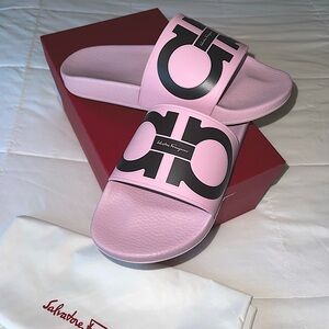 Salvatore Ferragamo Groovy Slides, Size 10 - Pink, Brand new in box